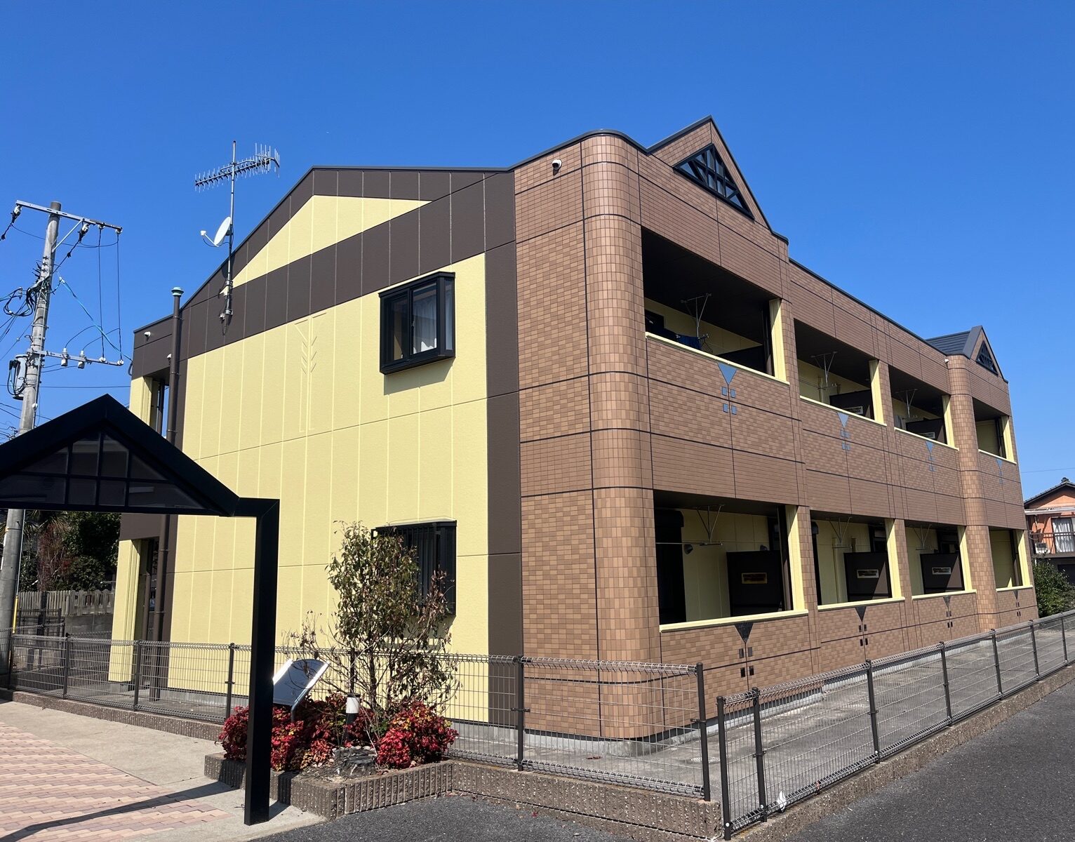 中津市　Sアパート様　屋根・外壁塗装工事　